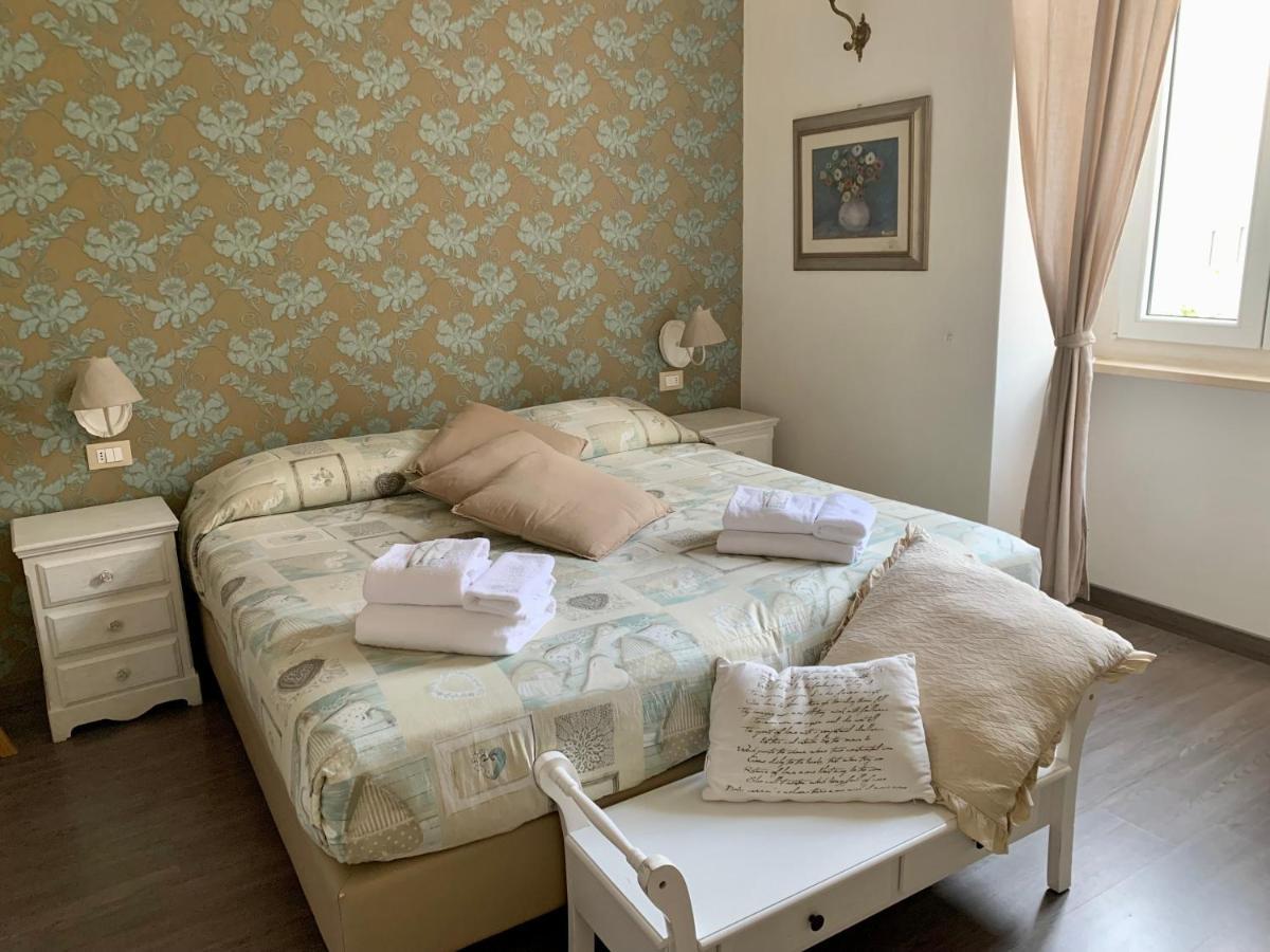 רומא Guest House Casa Vicenza מראה חיצוני תמונה