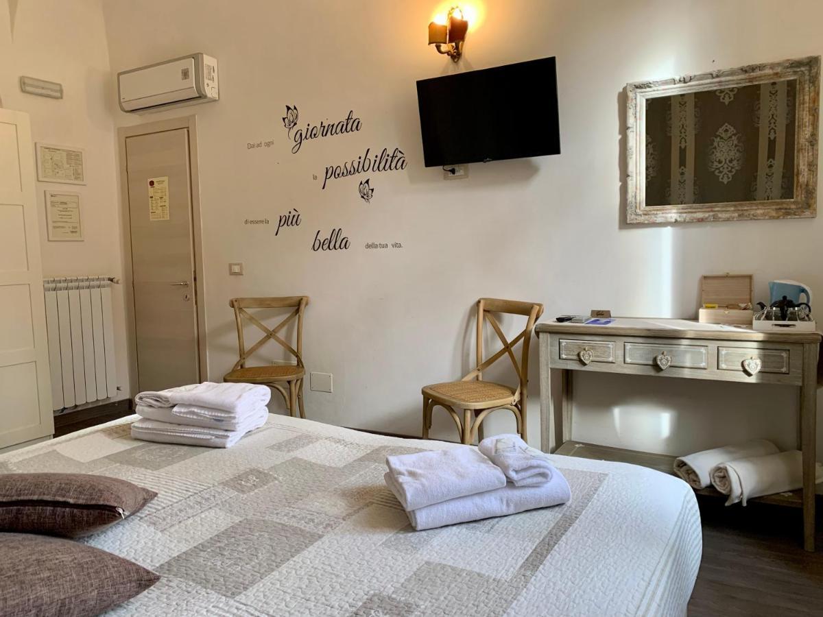 רומא Guest House Casa Vicenza מראה חיצוני תמונה