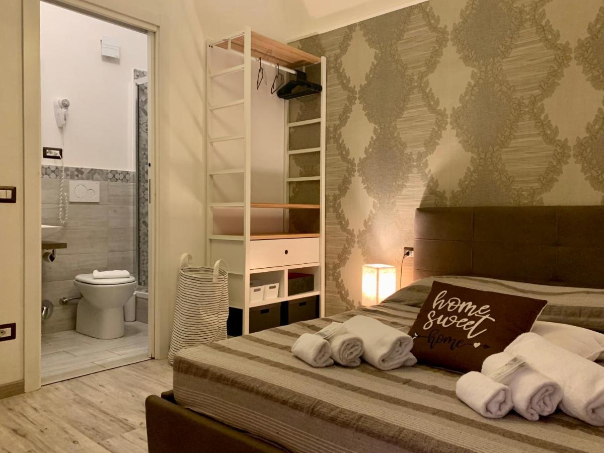 רומא Guest House Casa Vicenza מראה חיצוני תמונה