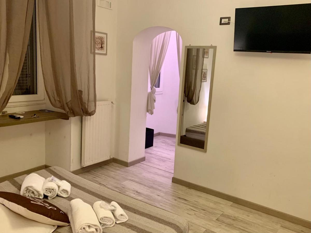 רומא Guest House Casa Vicenza מראה חיצוני תמונה