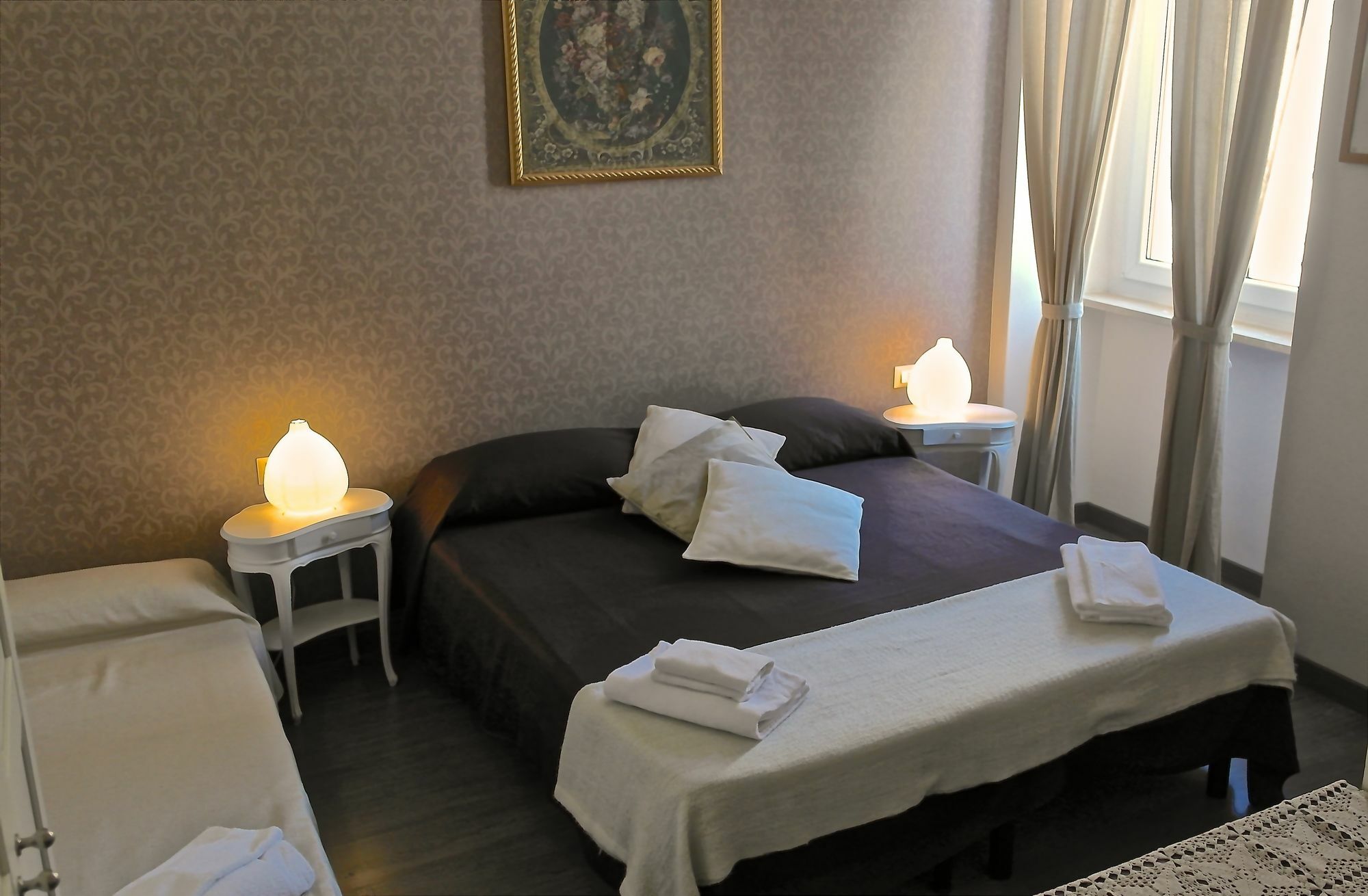 רומא Guest House Casa Vicenza מראה חיצוני תמונה