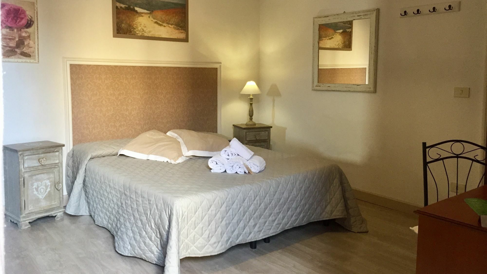 רומא Guest House Casa Vicenza מראה חיצוני תמונה