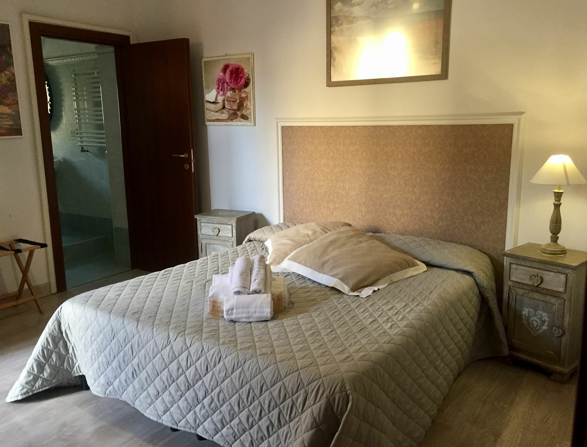 רומא Guest House Casa Vicenza מראה חיצוני תמונה